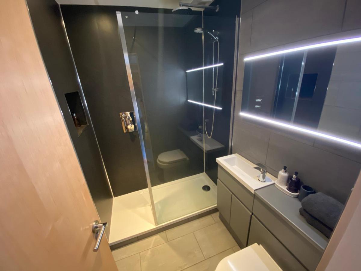 The Duplex Nairn- Spacious 3 Bedroom With Sunny Balcony Екстериор снимка