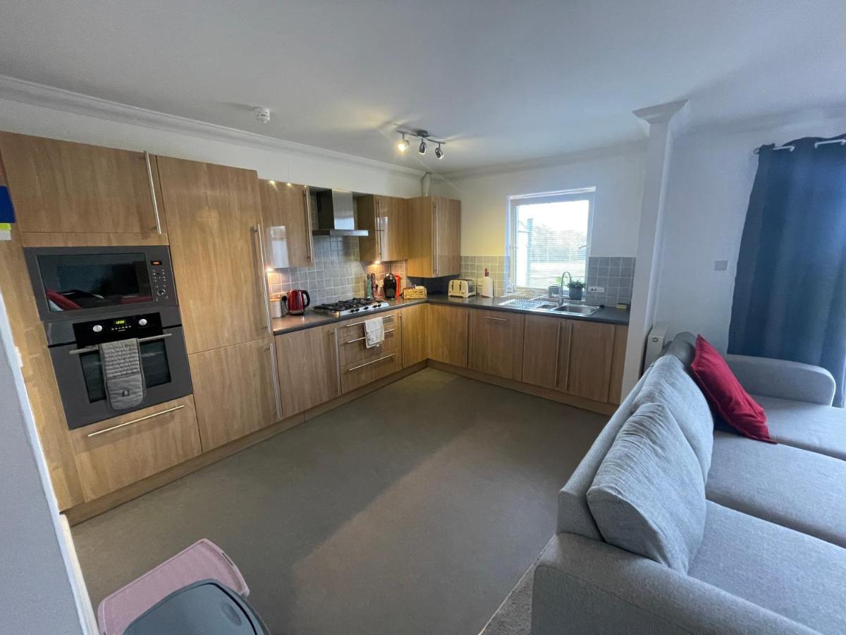 The Duplex Nairn- Spacious 3 Bedroom With Sunny Balcony Екстериор снимка
